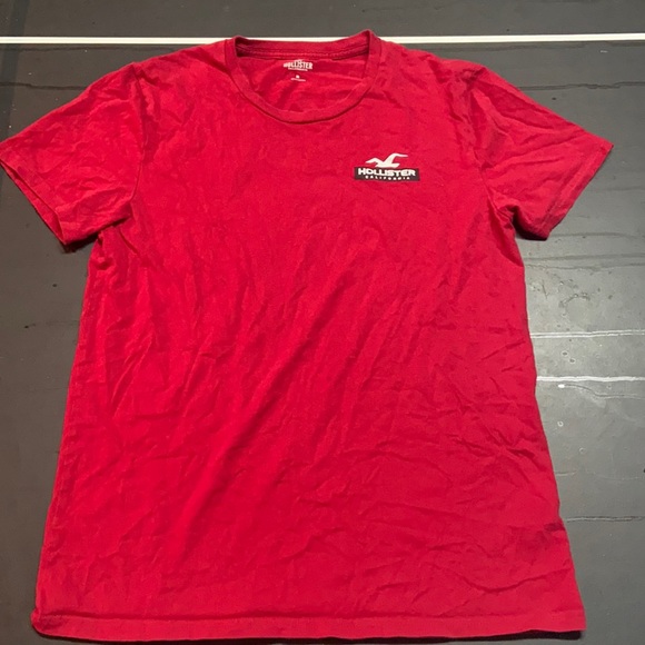 Red Hollister logo and graphic T-shirt, M - Picture 1 of 4